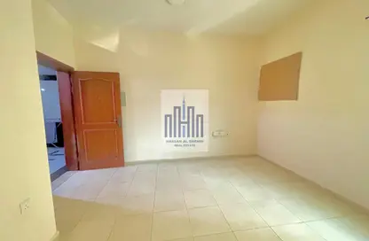 شقة - 1 حمام للايجار في طريق فاير ستاشن - مويلح - الشارقة