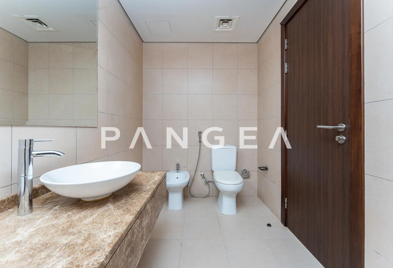 Burj Al Arab and Sea view | Middle Floor | Big Layout photo 9