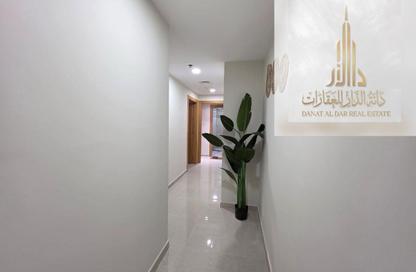 Apartment - 2 - 2 for sale in Gulf Tower - Emirates City - Ajman