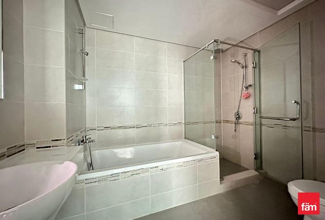 94004354 - Property Image 2