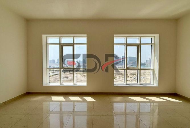 116808833 - Property Image 3