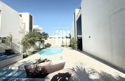 Villa - 4 Bedrooms - 6 Bathrooms for sale in West Yas - Yas Island - Abu Dhabi