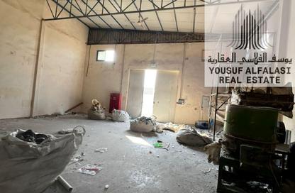 Warehouse - Studio - 2 Bathrooms for rent in Umm Al Thuoob - Umm Al Quwain