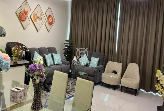 98706003 - Property Image 2