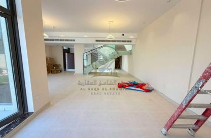 Villa - 4 - 7 for rent in Al Goaz - Wasit - Sharjah Villa - 4 - 7 for rent in Al Goaz - Wasit - Sharjah
