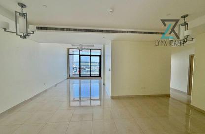 Apartment - 2 Bedrooms - 3 Bathrooms for rent in Airport Road Area - Al Garhoud - Dubai