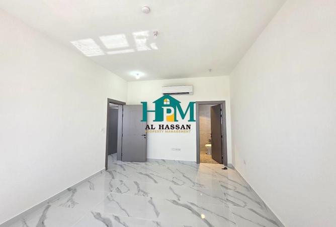 70692456 - صورة العقار 3