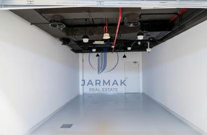 Retail - Studio for rent in Waterfront market - Deira - Dubai