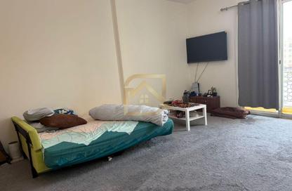 Apartment - Studio - 1 Bathroom for sale in Building IC1-EMR-08 - Emirates Cluster - International City - Dubai