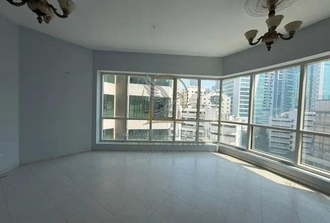 157794915 - Property Image 2