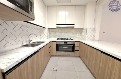 Apartment - 2 Bedrooms - 3 Bathrooms for rent in The Waves Residences - Mankhool - Bur Dubai - Dubai