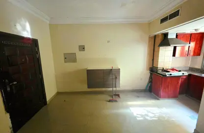 Apartment - Studio - 1 Bathroom for rent in Fire Station Road - Muwaileh - Sharjah