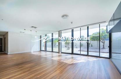 Villa - 5 Bedrooms - 7+ Bathrooms for rent in West Yas - Yas Island - Abu Dhabi