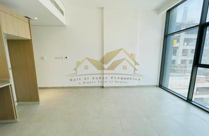 Apartment - Studio - 1 for rent in Jumeirah Garden City - Al Satwa - Dubai Apartment - Studio - 1 for rent in Jumeirah Garden City - Al Satwa - Dubai