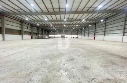 Warehouse - Studio for rent in Saih Shuaib 3 - Dubai Industrial City - Dubai
