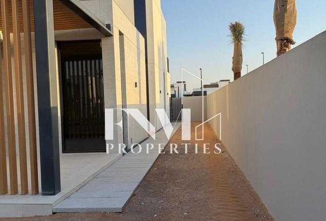 71133496 - Property Image 3