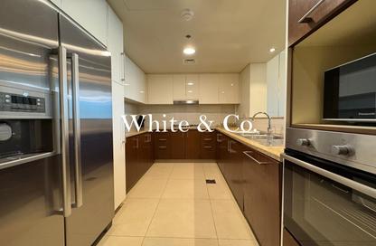 Apartment - 2 Bedrooms - 3 Bathrooms for rent in Burj Vista Tower 2 - Burj Vista - Downtown Dubai - Dubai