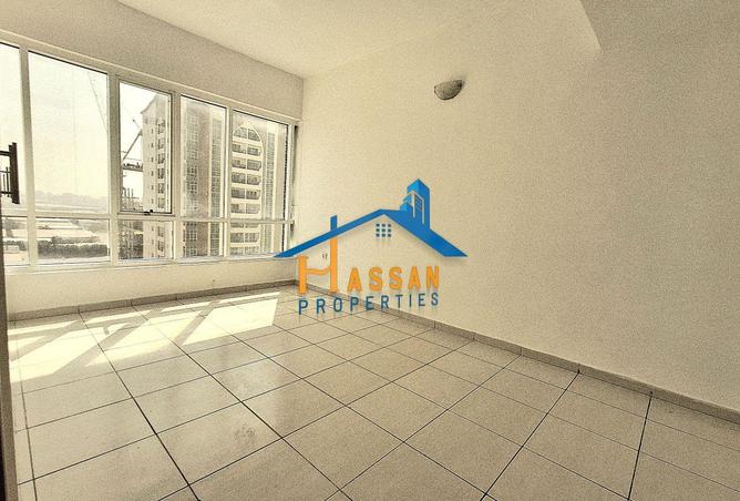 80720403 - Property Image 3