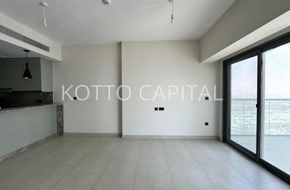 Apartment - 1 Bedroom - 1 Bathroom for sale in Golf Gate - Damac Hills - Dubai