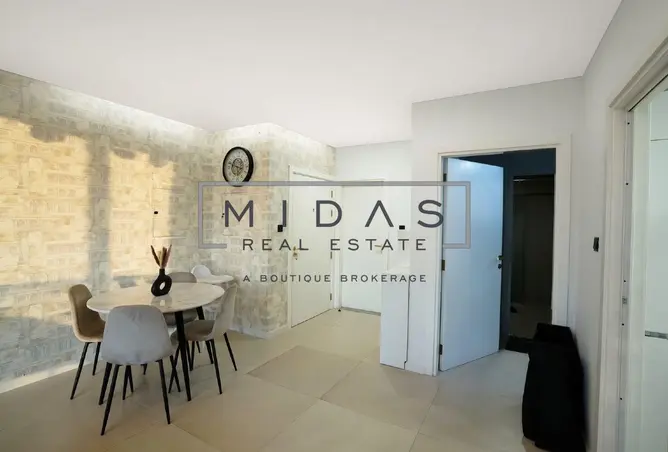 165038970 - Property Image 2
