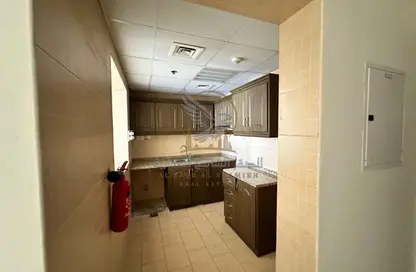 Apartment - 1 Bedroom - 2 Bathrooms for rent in Qasimia 10 building - Al Mahatta - Al Qasimia - Sharjah
