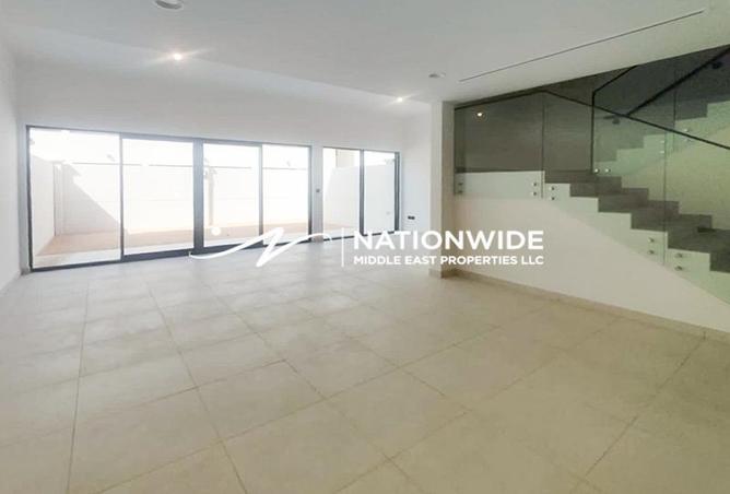 76584468 - صورة العقار 2