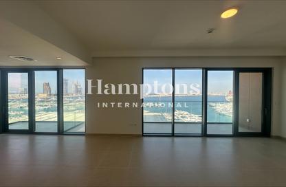 Apartment - 3 - 4 for rent in Seagate Building 1 - Seagate - Mina Rashid - Dubai