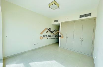 Apartment - 3 Bedrooms - 5 Bathrooms for rent in Al Waleed Garden 1 - Al Waleed Garden - Al Jaddaf - Dubai