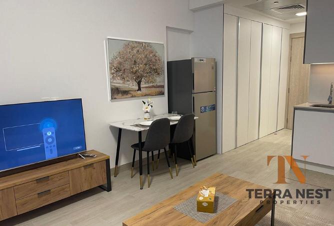 98273171 - Property Image 3