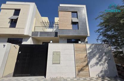 Townhouse - 5 Bedrooms - 7 Bathrooms for sale in Al Yasmeen 1 - Al Yasmeen - Ajman
