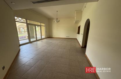 Apartment - 2 Bedrooms - 3 Bathrooms for sale in Al Habool - Shoreline Apartments - Palm Jumeirah - Dubai