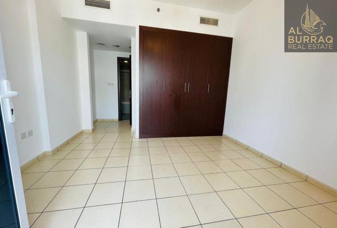 82385957 - Property Image 2