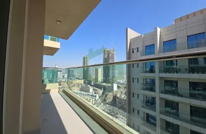 Apartment - 3 Bedrooms - 3 Bathrooms for rent in Dune Residency - District 17 - Jumeirah Village Circle - Dubai