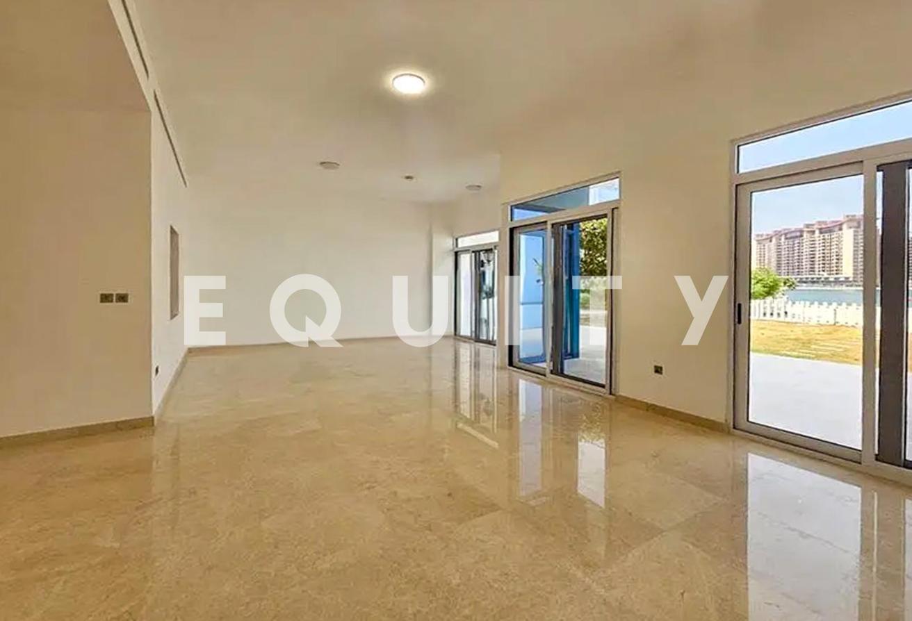 Many Options Available | Vacant Now | 5 Bedrooms photo 2