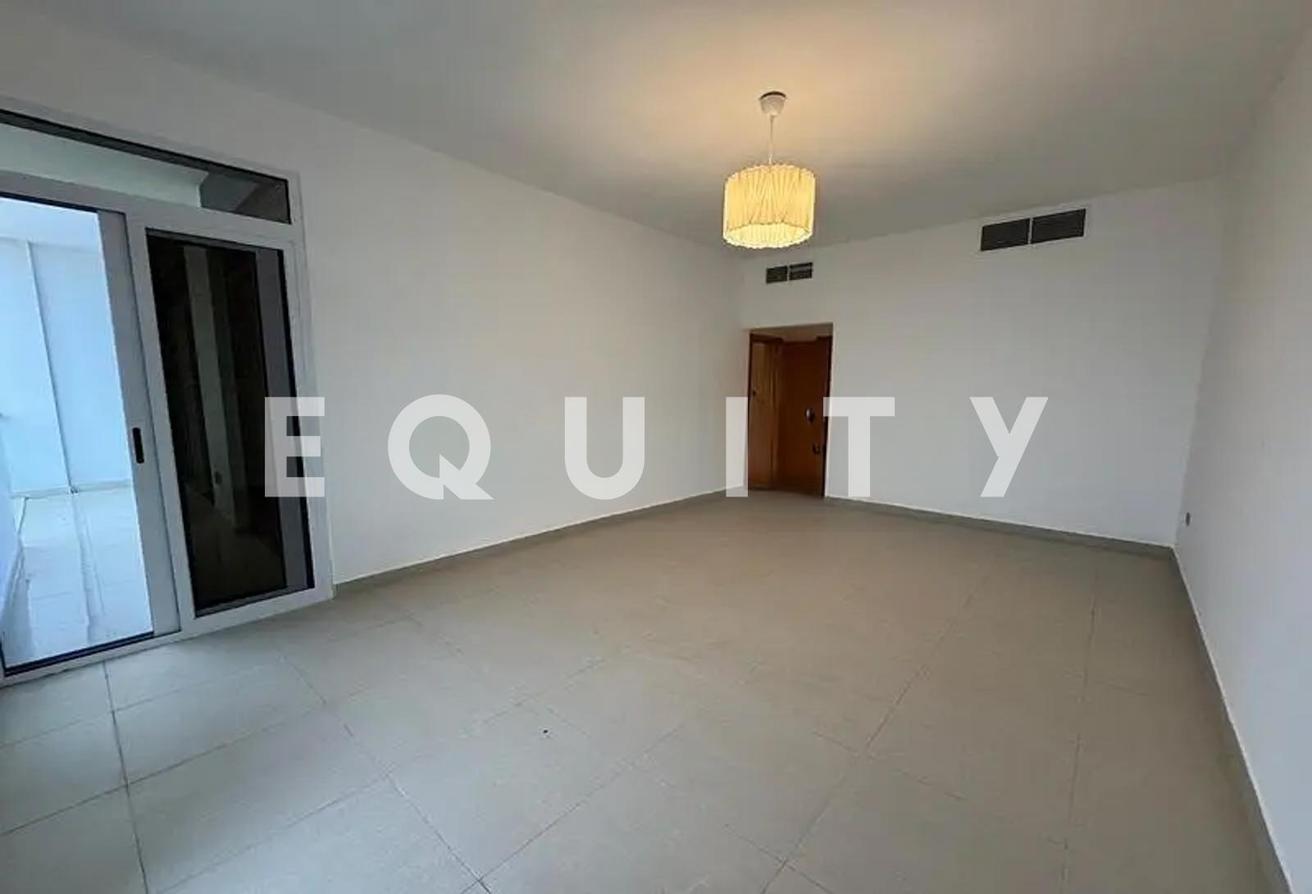 Many Options Available | Vacant Now | 5 Bedrooms photo 10
