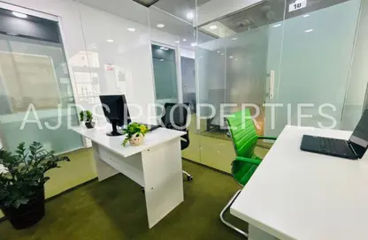 مكتب - غرفة نوم - 1 حمام للايجار في الفجر كومبلكس - عود ميثاء - بر دبي - دبي