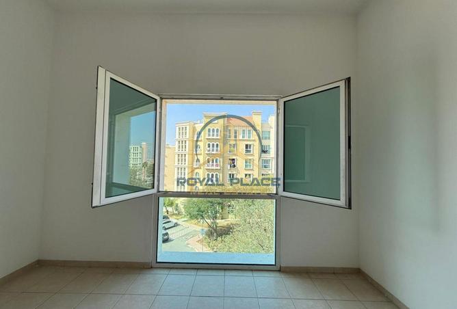 87869589 - Property Image 3