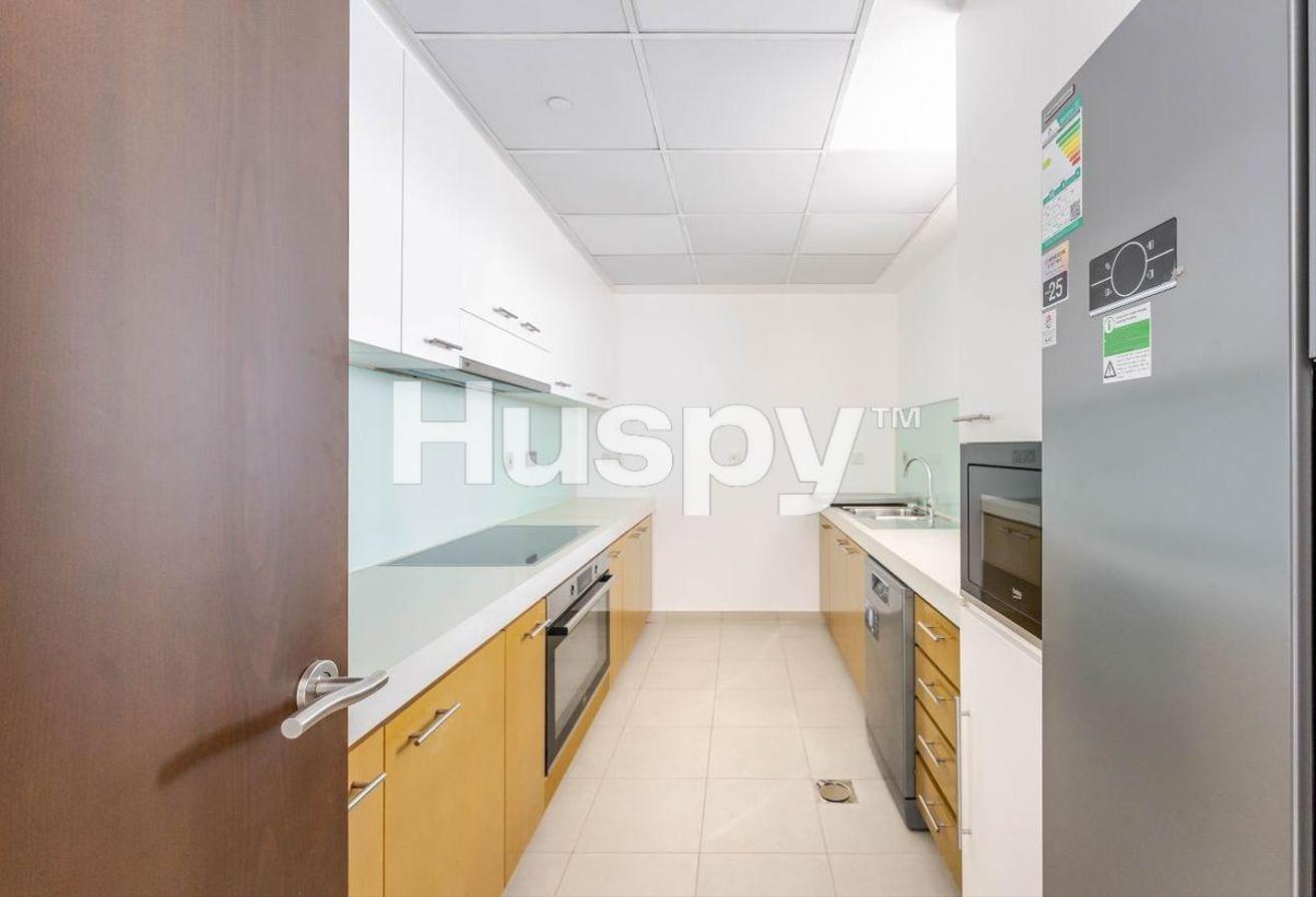 Vacant | Creek and Skyline View | Unfurnished photo 5