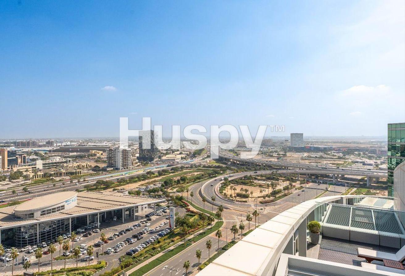 Vacant | Creek and Skyline View | Unfurnished photo 19