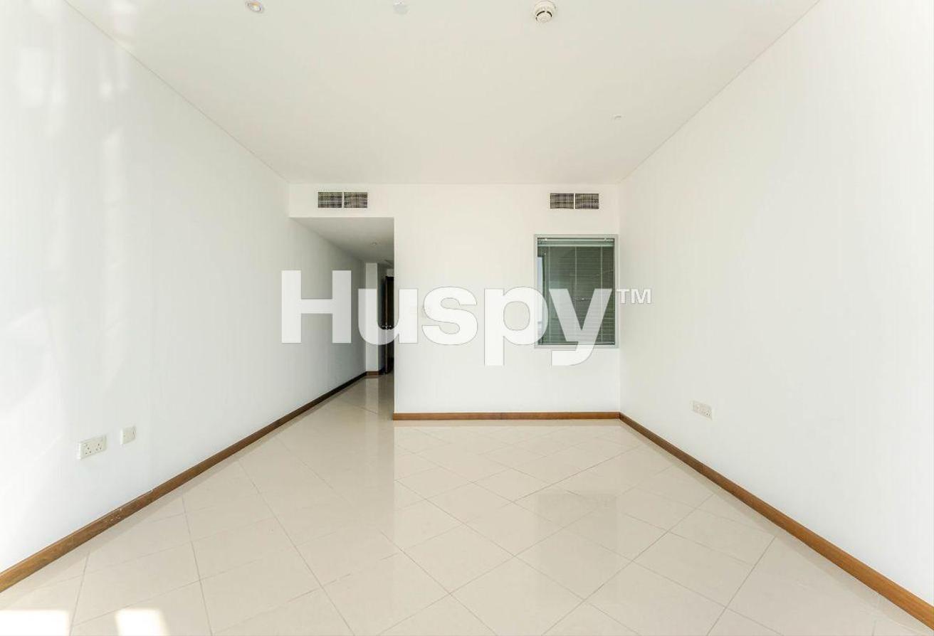 Vacant | Creek and Skyline View | Unfurnished photo 12