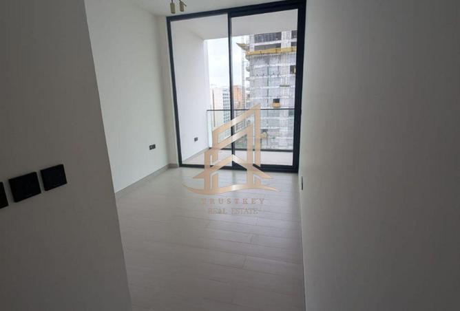 72311819 - صورة العقار 3