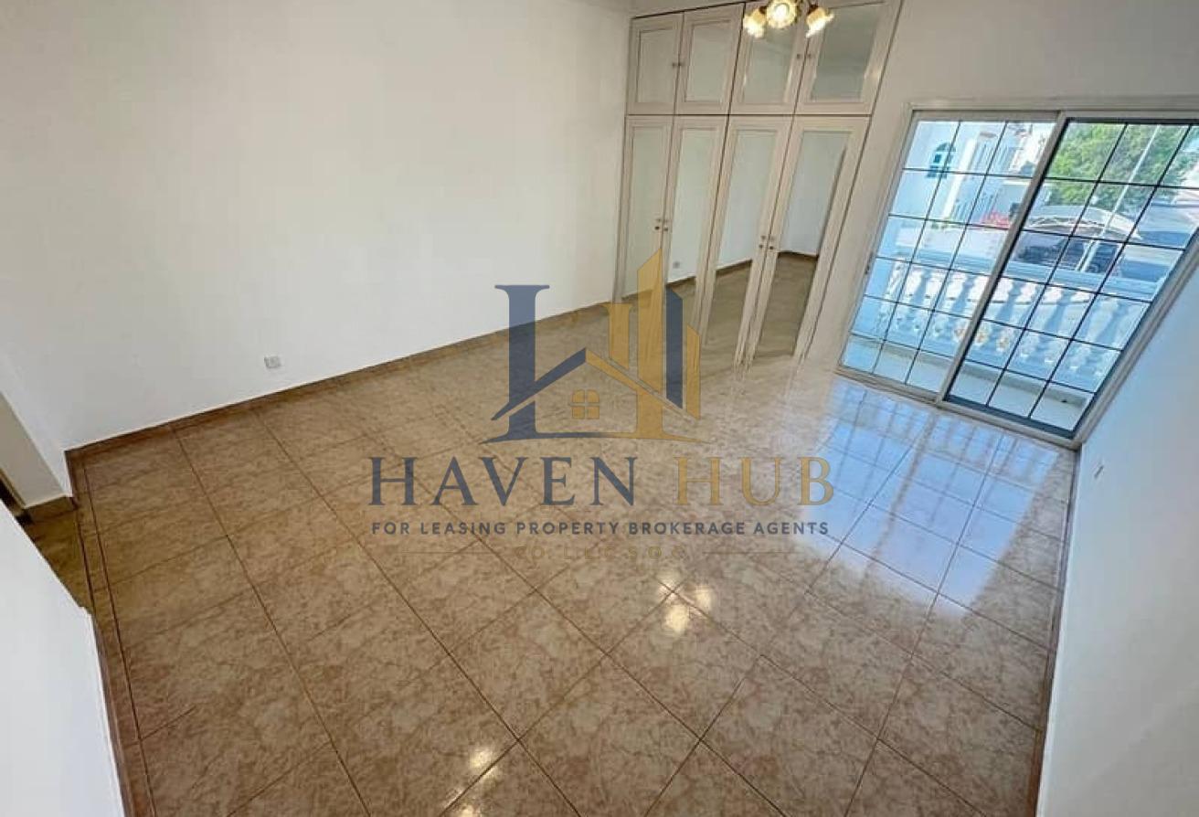 5 BR Villa with Landscaped Garden in Al Safa photo 10
