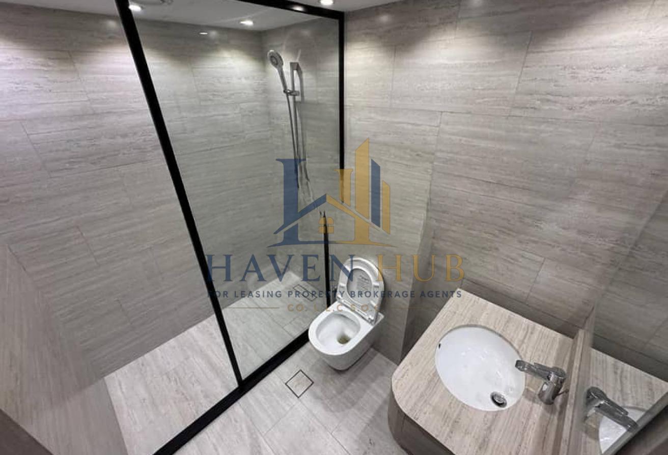 5 BR Villa with Landscaped Garden in Al Safa photo 8
