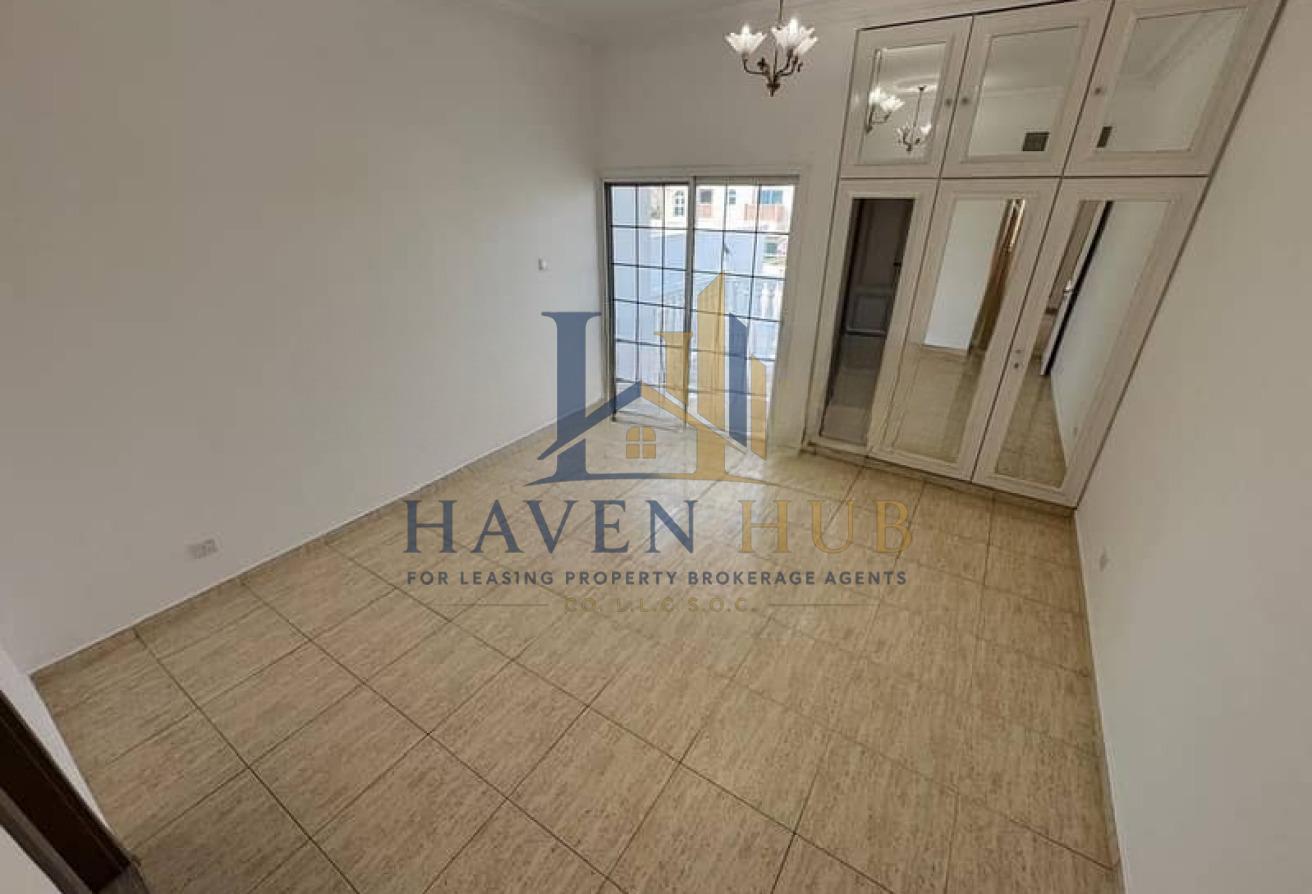 5 BR Villa with Landscaped Garden in Al Safa photo 17