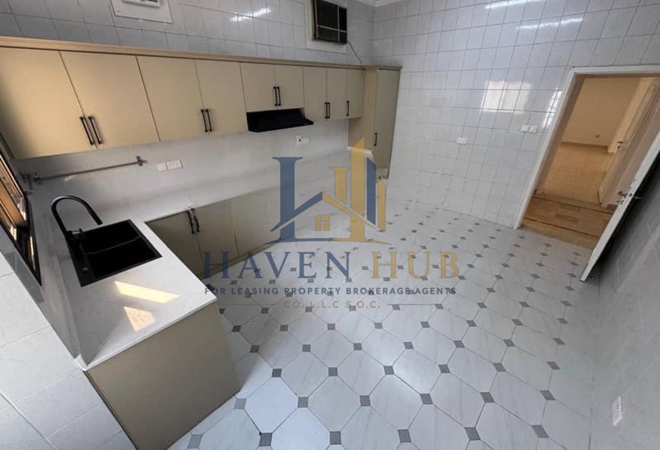 5 BR Villa with Landscaped Garden in Al Safa photo 13