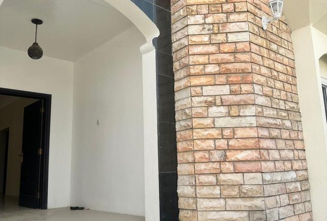 138766373 - Property Image 3