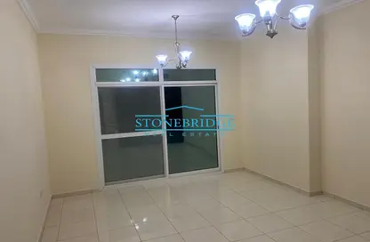 شقة - 2 غرف نوم - 2 حمامات للايجار في برج ربيعة - مجان - دبي لاند - دبي