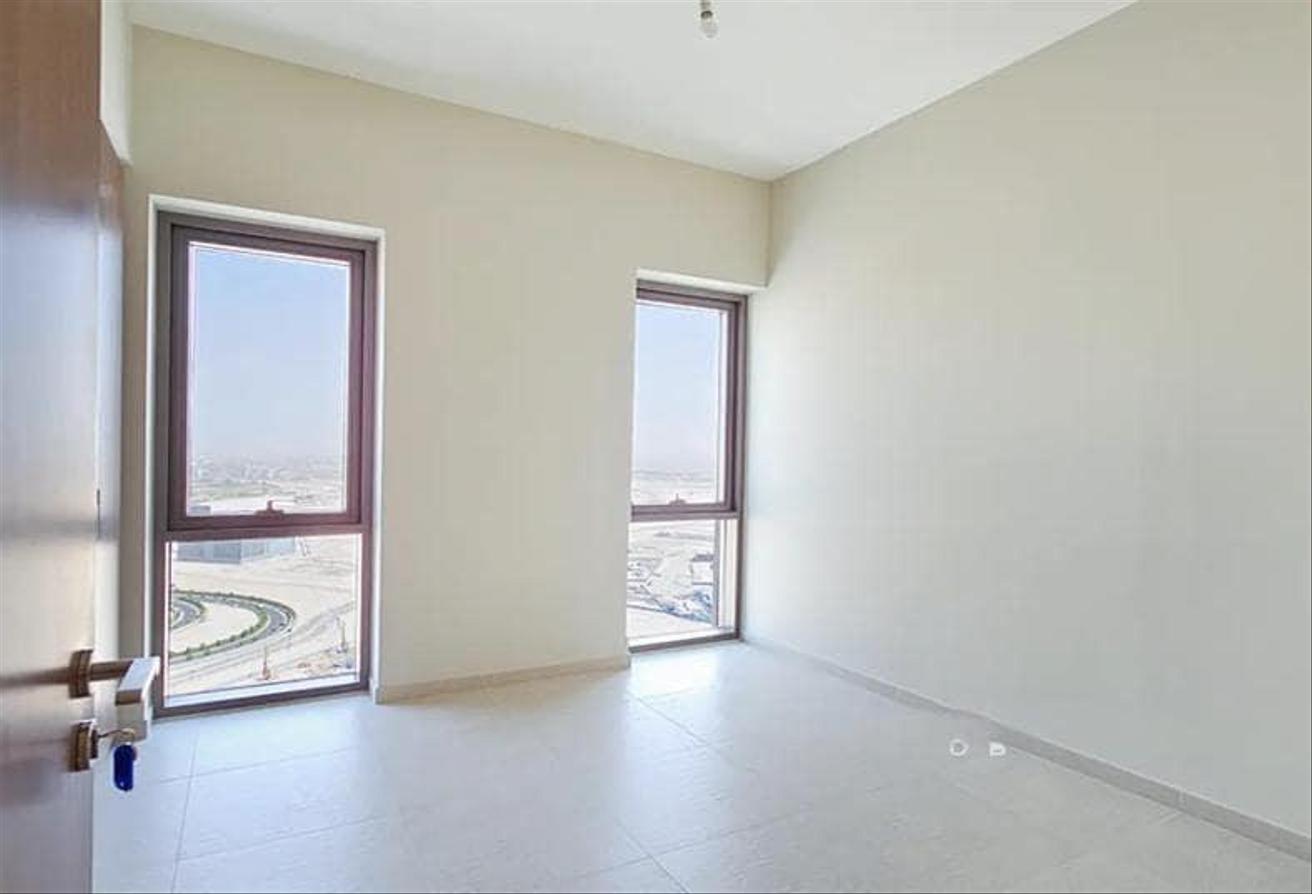 PENTHOUSE | HIGH FLOOR| CREEK TOWER VIEW photo 4