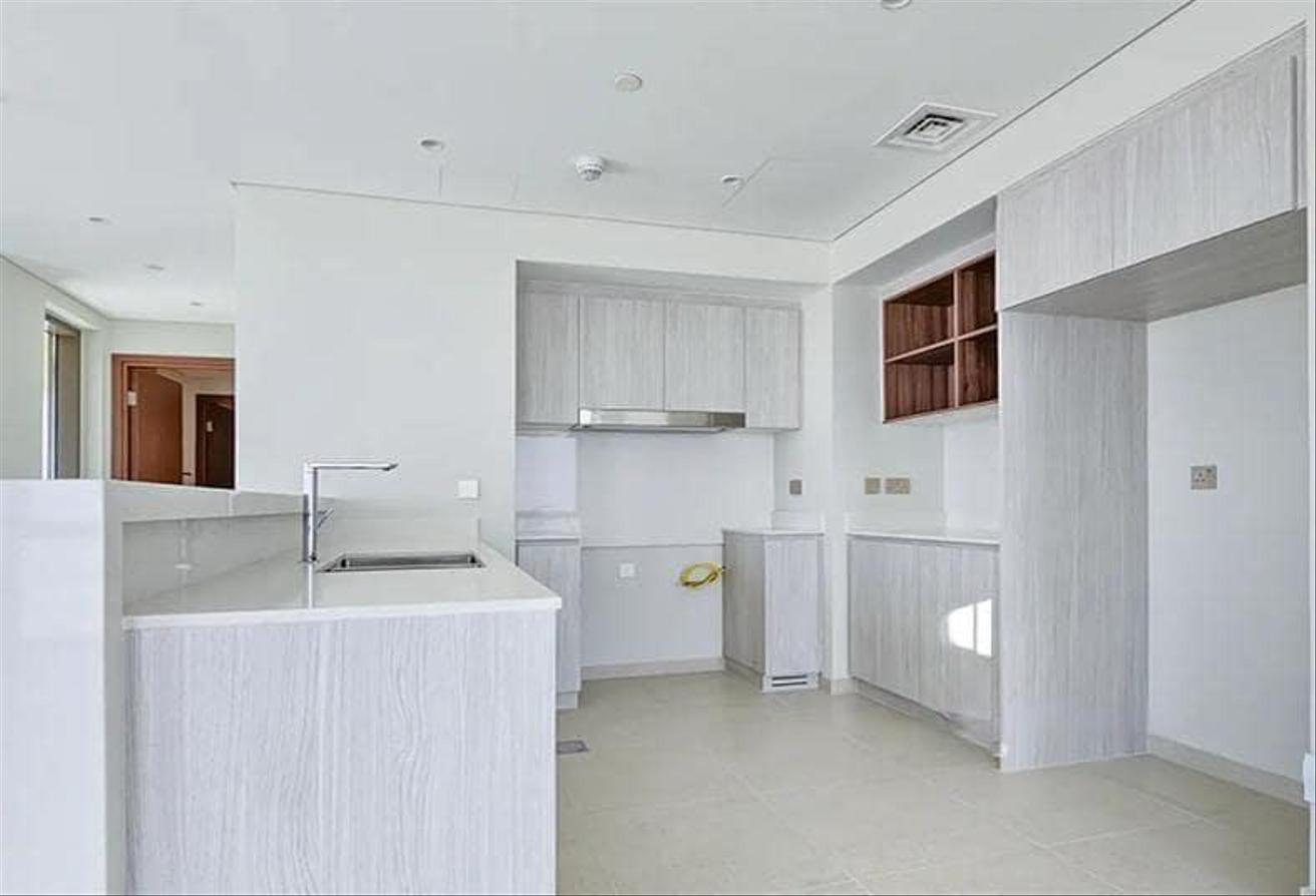 PENTHOUSE | HIGH FLOOR| CREEK TOWER VIEW photo 7