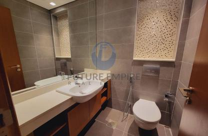 Apartment - 2 Bedrooms - 3 Bathrooms for rent in Airport Road Area - Al Garhoud - Dubai